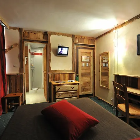 فندق 3 Vallees